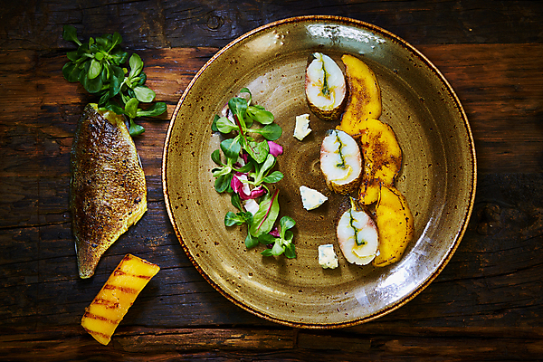 포토 JPG 해외이미지 식기 접시 종이 창 음식 바다 조각 백그라운드 다이어트 채소 탁자 건강 어류 스테이크 요리 사람없음 초록색 주방 식당 와인 식사 저녁식사 샐러드 튀김 수확 흰색 신선 그릴 굽기 레몬 허브 해산물 준비 아스파라거스 연어 레시피 후추 점심식사 해외202004 해외포토 식물 무기 컬러 가구 농업 과일 주방용품 주류 서양음식 상점 수중동물 구이 향신료 파일형식 이미지허브