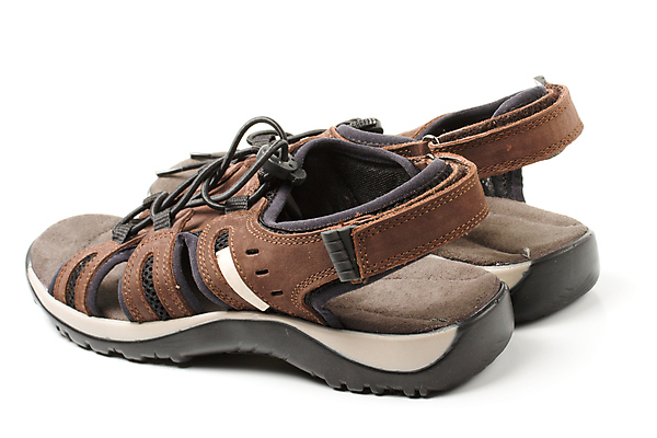 포토 JPG 해외이미지 스포츠 신발 사람없음 여름 갈색 쌍 샌들 가죽 고립 스트랩 양발 해외202004 해외포토 계절 컬러 파일형식 이미지허브