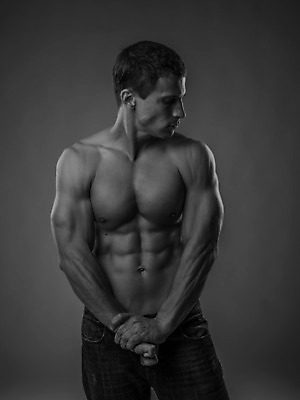 포토 JPG 해외이미지 백인 모델 1 손 남자 스포츠 백그라운드 신체 근육 탈의 건강 한명 사람 성인 운동 검은색 힘 자신감 몸무게 결심 보디빌더 연습 어깨 몸통 팔 무거움 복근 운동가 이두근 개조 완전 해외202004 해외포토 서양인 감정 컬러 컨셉 신체부위 무게 보디빌딩 파일형식 이미지허브
