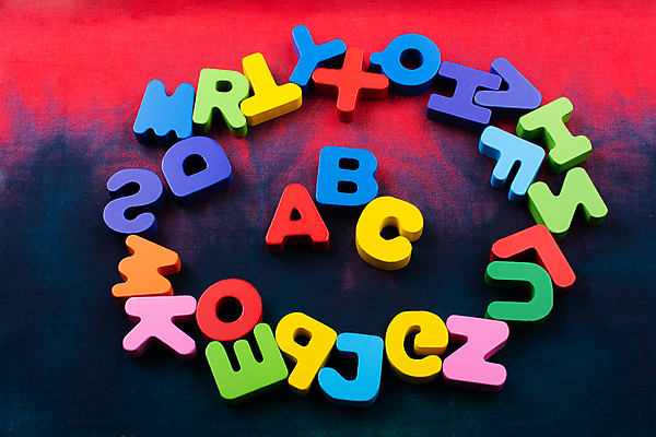 JPG 해외이미지 알파벳 영어 영어교육 사람없음 컬러풀 블록 해외202004 해외포토 포토 문자 교육 컬러 파일형식 이미지허브