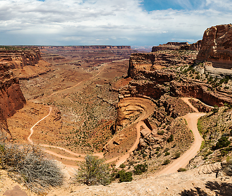 포토 JPG 해외이미지 응시 도로 여행 북아메리카 자국 자연 국립공원 풍경 사람없음 야외 빨간색 환경 골짜기 미국 절벽 운전 사막 가장자리 땅 충돌 부식 먼지 방문 목각 서쪽 선로 울퉁불퉁 지질 해외202004 해외포토 시선 공원 길 컬러 교통시설 모션 아메리카 둘레 방향 생태계 파일형식 이미지허브