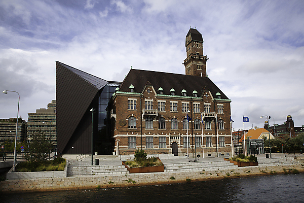 포토 JPG 해외이미지 디자인 외관 바다 여행 백그라운드 건축양식 하늘 거리 주택 풍경 사람없음 야외 파란색 강 세계 조각상 나사 도시 센터 대학교 프로펠러 지역 스카이라인 천연기념물 스칸디나비아 해외202004 해외포토 건축 컬러 학교 건물 조형물 공구 파일형식 이미지허브