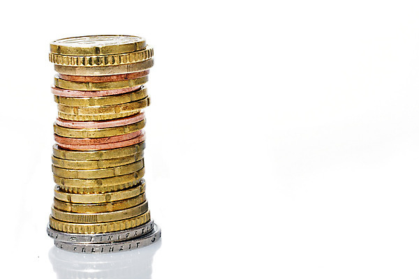 포토 JPG 해외이미지 이동 돈 비즈니스 사람없음 금융 경제 빛 쌓기 믿음 금속 동전 힘 유로 시장 투자 보물 고립 풍요 해외202004 해외포토 감정 컨셉 모션 재질 재산 파일형식 이미지허브