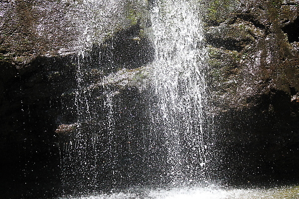 포토 JPG 해외이미지 호수 바다 산 사람없음 물 미국 폭포 물방울 숲 하와이 태평양 암초 해외202004 해외포토 자연요소 북아메리카 자연 파일형식 이미지허브