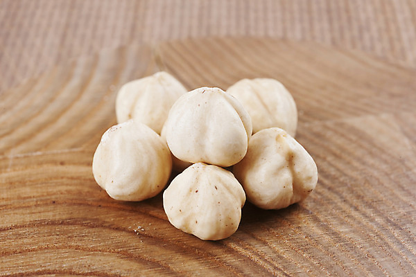 포토 JPG 해외이미지 스튜디오촬영 나무 식물 음식 백그라운드 잎 재료 조류 씨앗 사람없음 아웃포커스 가로 초록색 컬러풀 갈색 노란색 견과류 흰색 변화 흰배경 유기농 건강식 고립 꼬투리 개암 해외202004 해외포토 동물 웰빙 열매 컬러 컨셉 촬영기법 실내 파일형식 이미지허브