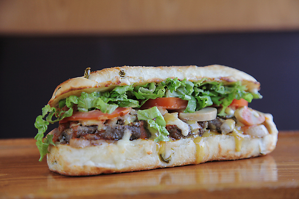 포토 JPG 해외이미지 음식 백그라운드 토마토 채소 치즈 샌드위치 건강 육류 스테이크 사람없음 목재 초록색 반사 식사 치킨 버섯 이탈리아 소고기 신선 맛 바게트 상추 큼 잠수함 속도 유기농 햄 롤 폭풍 칠면조 점심식사 고립 번 후보 해외202004 해외포토 나무 웰빙 유럽 빵 컬러 컨셉 식재료 재료 조류 날씨 유제품 서양음식 크기 닭고기요리 파일형식 이미지허브