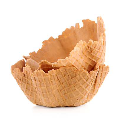 포토 JPG 해외이미지 그릇 디저트 실내 사람없음 흰배경 아이스크림콘 와플 바삭바삭 해외202004 해외포토 식기 음식 백그라운드 컨셉 내부 흰색 콘 파일형식 이미지허브