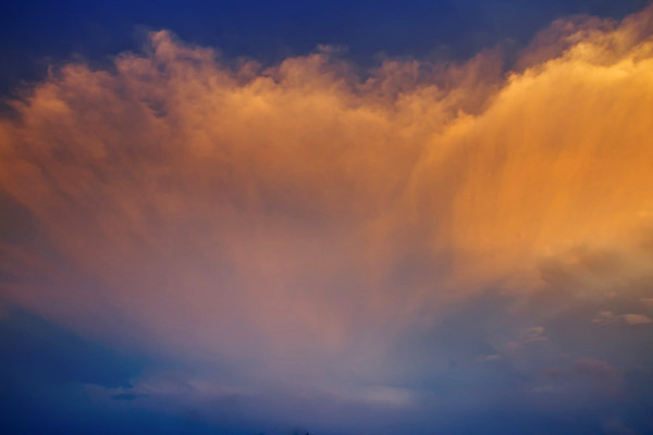 포토 JPG 해외이미지 구름 백그라운드 하늘 사람없음 파란색 중국 일몰 최고 황금 해외202004 해외포토 자연요소 아시아 컬러 노을 파일형식 이미지허브