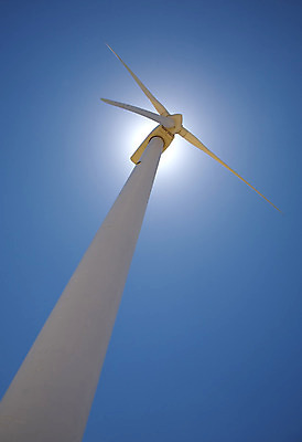 포토 JPG 해외이미지 구름 산업 밭 자연 하늘 바람 날씨 사람없음 초록색 여름 파란색 태양 농장 환경 힘 봄 재활용 장비 풍차 발전기 에너지 그룹 칼날 변화 선택 보호 불기 오브젝트 프로펠러 연료 개성 세대 혁명 개발 되감기 줄서기 효율 공급 해외202004 해외포토 자연요소 계절 컬러 컨셉 농업 모션 발전소 친환경 생태계 파일형식 이미지허브