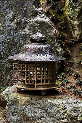 포토 JPG 해외이미지 종교 모래 벽 단풍 잎 지붕 거리 미술 동양인 사람없음 목재 빨간색 파란색 정원 일본 가을 바위 시골 등불 램프 도시 사찰 작음 방향 동쪽 단계 교토 방법 옛날 자취 스타일 해외202004 해외포토 나무 식물 계절 아시아 컬러 재료 종교건축 문화예술 조명 인종 돌_바위 크기 파일형식 이미지허브