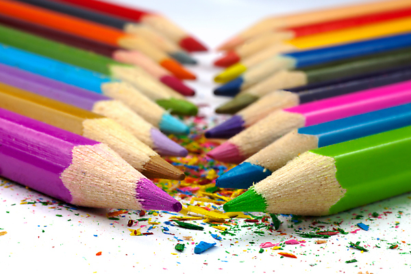 포토 JPG 해외이미지 학교 사람없음 목재 컬러풀 연필 펜 페인트 그리기 팔레트 스케치 배열 그림 크레파스 줄서기 해외202004 해외포토 나무 교육 컬러 재료 모션 학용품 미술 필기구 파일형식 이미지허브