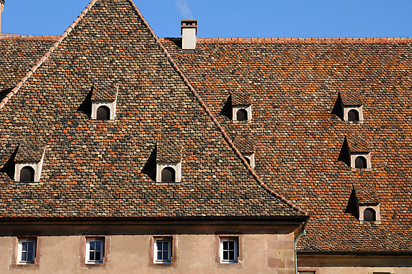 포토 JPG 해외이미지 건축양식 지붕 주택 사람없음 건물 관광지 프랑스 역사 그림 옛날 스트라스부르 해외202004 해외포토 건축물 건축 유럽 여행 파일형식 이미지허브