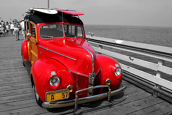 포토 JPG 해외이미지 자동차 사람없음 빨간색 항구 미국 서핑보드 서핑 클래식 캘리포니아 해외202004 해외포토 육상교통 컬러 컨셉 북아메리카 교통시설 수상스포츠 보드_스포츠 파일형식 이미지허브