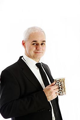 포토 JPG 해외이미지 직업 노년 남자 행복 커피 음료 비즈니스 아침 휴식 한명 컵 사무실 카페 머그컵 마시기 백발 흰색 잡기 비즈니스맨 뜨거움 아침식사 커피잔 상쾌 향기 에스프레소 해외202004 해외포토 주간 1 헤어스타일 식기 감정 컬러 컨셉 모션 잔 사람 성인 상점 식사 직장인 냄새 파일형식 이미지허브