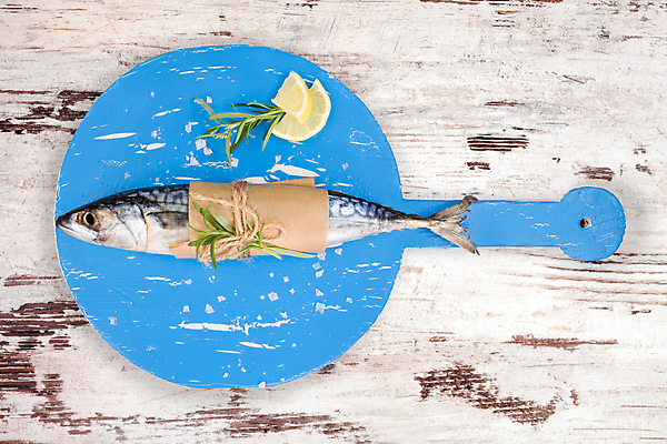 포토 JPG 해외이미지 스튜디오촬영 동물 1 음식 바다 백그라운드 재료 건강 어류 요리 사람없음 목재 가로 파란색 컬러풀 주방 식사 저녁식사 활발 흰색 신선 맛 바비큐 자르기 지중해 먹기 레몬 허브 해산물 질감 날것 후추 고등어 로즈메리 내추럴 점심식사 생식 해외202004 해외포토 나무 식물 컬러 컨셉 과일 모션 실내 수중동물 향신료 파일형식 이미지허브