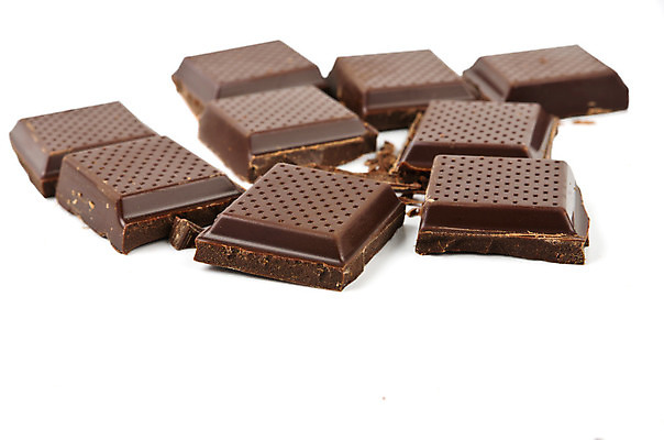 포토 JPG 해외이미지 백그라운드 사탕 사람없음 과자 초콜릿 어둠 블록 흰색 바 달콤 고립 깨짐 해외202004 해외포토 컬러 컨셉 디저트 맛 파일형식 이미지허브