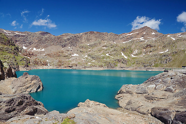 포토 JPG 해외이미지 구름 유럽 호수 여행 자연 하늘 산 파노라마 풍경 사람없음 야외 초록색 물 여름 파란색 반사 환경 계곡 맑음 침묵 이탈리아 알프스 암초 절정 터키석 해외202004 해외포토 자연요소 계절 나라 컬러 날씨 촬영기법 소리 보석 생태계 파일형식 이미지허브