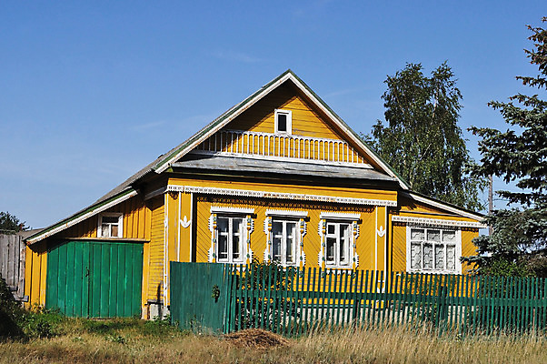 포토 JPG 해외이미지 나무 라이프스타일 디자인 외관 여행 건축양식 창문 지붕 주택 사람없음 초록색 노란색 문 마을 맑음 가을 시골 재산 시골집 복고 러시아 질서 목각 교외 진짜 스타일 해외202004 해외포토 식물 계절 건축 유럽 컬러 날씨 건물 생활 금융 예절 파일형식 이미지허브
