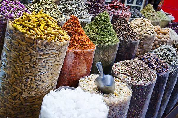 포토 JPG 해외이미지 전통 아시아 문화 여행 오렌지 재료 중동 고추 거리 파프리카 요리 동양인 사람없음 빨간색 컬러풀 갈색 노란색 라벨 세일 쌓기 상점 기쁨 시장 고수 가루 민트 허브 무역 매움 상업 아로마 아라비아 향 후추 카레 모음 동쪽 소매 로즈메리 아랍에미리트 두바이 시나몬 아랍어 이국적 해외202004 해외포토 식물 감정 나라 산업 음식 컬러 채소 과일 모션 프레임 인종 한글 맛 방향 향신료 파일형식 이미지허브