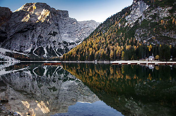 포토 JPG 해외이미지 나무 구름 공원 유럽 호수 여행 자연 하늘 아침 휴가 산 풍경 사람없음 야외 목재 초록색 물 여름 파란색 계곡 힘 침묵 이탈리아 추위 연못 숲 빙하 알프스 장면 절정 터키석 수평선 해외202004 해외포토 주간 자연요소 식물 계절 공공시설 나라 컬러 재료 소리 보석 생태계 파일형식 이미지허브
