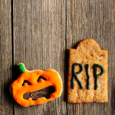 포토 JPG 해외이미지 백그라운드 탁자 디저트 사람없음 장식 쿠키 할로윈 달콤 잭오랜턴 핸드메이드 나무배경 해외202004 해외포토 음식 가구 맛 파일형식 이미지허브