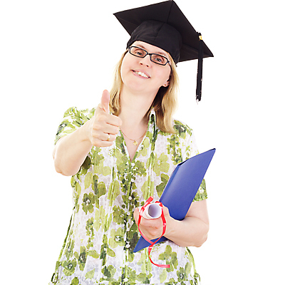 포토 JPG 해외이미지 백인 학생 여자 교육 행복 과학 졸업 성공 미래 한명 미소 졸업장 두루마리 대학교 노력 주인 고립 증명서 지능 총각 장학금 해외202004 해외포토 서양인 1 감정 컨셉 학교 표정 사람 파일형식 지원금 이미지허브