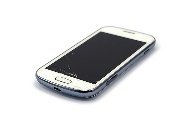 포토 JPG 해외이미지 백그라운드 비즈니스 통신 유리 모바일 프레임 사람없음 전자제품 스마트폰 핸드폰 컴퓨터 사무실 알약 스크린 검은색 쪽지 공백 손상 장비 터치 흰색 잡기 균열 수리 휴대용 전화기 스마트 오브젝트 패드 고립 깨짐 압력 터치스크린 셀룰러 해외202004 해외포토 컬러 컨셉 모션 재질 스마트기기 약 파일형식 이미지허브