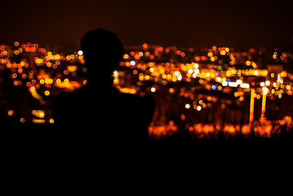 포토 JPG 해외이미지 디자인 남자 실루엣 백그라운드 패턴 오렌지 불 추상 휴가 전등 사람없음 장식 빨간색 빛 컬러풀 갈색 노란색 검은색 도시 원형 황금 야간 소프트포커스 질감 매움 보케 블러 효과 해외202004 해외포토 자연요소 도형 컬러 무늬 과일 조명 촬영기법 사람 맛 파일형식 이미지허브