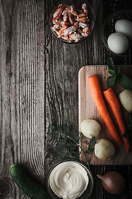 포토 JPG 해외이미지 접시 백그라운드 채소 오렌지 재료 유리 탁자 양파 오이 감자 요리 사람없음 목재 초록색 세트 농장 주방 계란 당근 샐러드 게 흰색 양념 사발 혼합 민트 필름 준비 모음 딜 필터 효과 해외202004 해외포토 나무 식기 음식 컬러 가구 농업 과일 재질 뿌리채소 갑각류 알 사기그릇 허브 파일형식 이미지허브