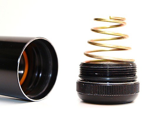 포토 JPG 해외이미지 백그라운드 전구 유리 손잡이 안전 사람없음 빛 반사 금속 검은색 어둠 힘 장비 에너지 흰색 공구 램프 긴급 손전등 휴대용 플라스틱 오브젝트 검색 싱글 보안 스포트라이트 반사경 고립 베터리 해외202004 해외포토 컬러 재질 조명 도구 파일형식 이미지허브