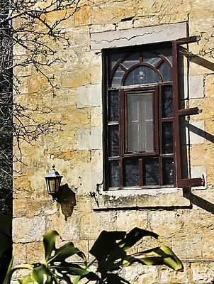 포토 JPG 해외이미지 전통 벽 건축양식 창문 주택 풍경 사람없음 건물 농장 마을 수확 바위 시골 역사 질감 복고 옛날 이스라엘 스타일 해외202004 해외포토 건축물 건축 농업 돌_바위 서아시아 파일형식 이미지허브