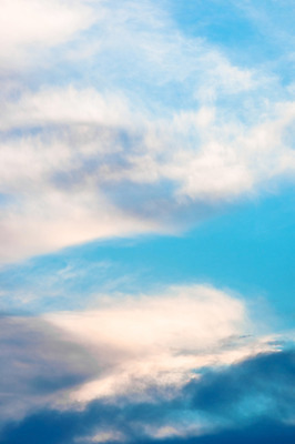 포토 JPG 해외이미지 구름 백그라운드 자연 하늘 날씨 기술 풍경 사람없음 야외 여름 파란색 빛 햇빛 태양 우주 환경 맑음 침묵 자유 흰색 장면 부드러움 천국 완전 해외202004 해외포토 자연요소 계절 컬러 컨셉 소리 감각 생태계 파일형식 이미지허브