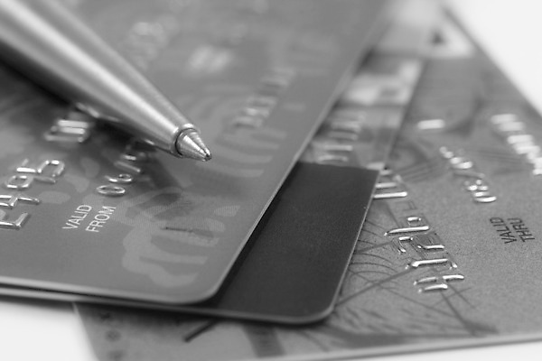 포토 JPG 해외이미지 돈 비즈니스 추상 잉크 안전 사람없음 금융 경제 숫자 펜 정보 신용카드 황금 구매 심볼 보안 상업 신분 주인 대출 계좌 비자 신분증 인출 한계 해외202004 해외포토 문자 무늬 쇼핑 필기구 재산 증명서 파일형식 이미지허브