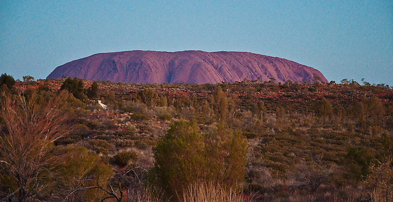 포토 JPG 해외이미지 공원 모래 여행 자연 하늘 산 풍경 사람없음 야외 빨간색 골짜기 사막 뜨거움 호주 땅 언덕 오르기 영토 북쪽 내추럴 오지 해외202004 해외포토 공공시설 컬러 모션 오세아니아 방향 생태계 파일형식 이미지허브