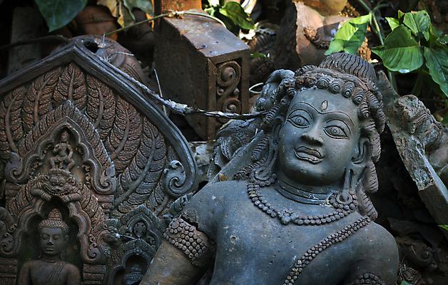 포토 JPG 해외이미지 식물 아시아 종교 문화 조각 여행 불교 건축양식 관리 이끼 미술 동양인 사람없음 야외 조각상 머리 기도 사찰 영혼 재산 숲 인도인 심볼 명상 발리 인도네시아 캄보디아 고고학 보호구역 숭배 여신 옛날 파멸 힌두교 해외202004 해외포토 외국인 교육 건축 나라 섬 컨셉 종교건축 문화예술 인종 신체부위 금융 조형물 구역 파일형식 소멸 이미지허브