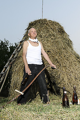 포토 JPG 해외이미지 나무 1 전통 손 계절 남자 문화 밭 농업 자연 노동자 손잡이 한명 사람 잔디 야외 목재 초록색 여름 농장 정원 장비 수확 공구 시골 업무 농부 자르기 원예 날카로움 손질 옛날 원예사 조작 철강 해외202004 해외포토 식물 직업 산업 컬러 재료 모션 취미 신체부위 도구 작업 생태계 파일형식 이미지허브