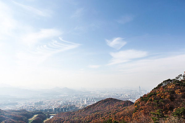 포토 JPG 주간 나무 식물 구름 계절 단풍 하늘 산 한국 풍경 사람없음 야외 가을 남한산성 국내포토 자연요소 아시아 잎 경기도 파일형식