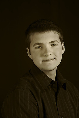 포토 JPG 해외이미지 백인 모델 옷 남자 포즈 청소년 한명 사람 소년 10대 유행 표현 닫기 스타일 해외202004 해외포토 서양인 1 어린이 모션 파일형식 이미지허브