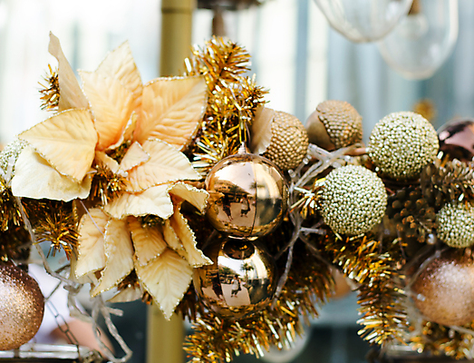 포토 JPG 해외이미지 나무 전통 계절 별 리본 백그라운드 크리스마스 겨울 공 휴가 불꽃 전등 새로움 기념 선물 사람없음 장식 가로 빛 노란색 축제 장식볼 종 원형 황금 고급 닫기 12월 연도 활 다이아몬드 부드러움 연소 카피스페이스 해외202004 해외포토 자연요소 도형 식물 기념일 컬러 컨셉 모션 불 조명 공백 감각 날짜 보석 파일형식 이미지허브