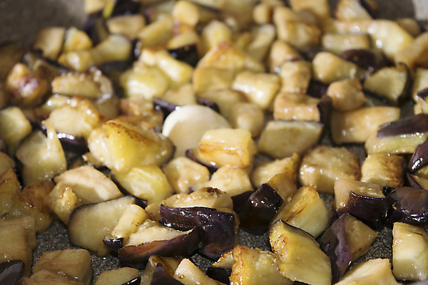 포토 JPG 해외이미지 음식 채소 가지 사람없음 초록색 식사 튀김 조미료 개조 해외202004 해외포토 컬러 향미료 파일형식 이미지허브