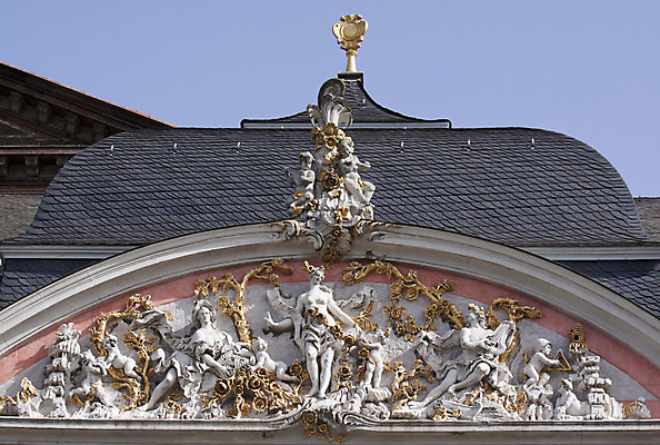 포토 JPG 해외이미지 독일 사람없음 건물 조각상 정원 궁전 도시 역사 해외202004 해외포토 건축물 유럽 고건축 조형물 파일형식 이미지허브