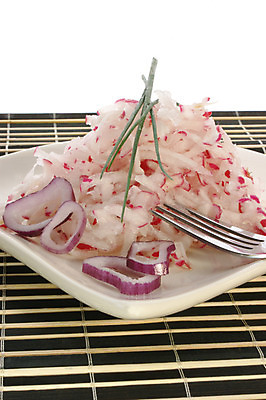 포토 JPG 해외이미지 접시 음식 포크 채소 양파 건강 사람없음 빨간색 샐러드 먹기 채식주의자 총각무 해외202004 해외포토 식기 컬러 모션 무 채식 파일형식 이미지허브