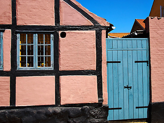 포토 JPG 해외이미지 식물 전통 외관 벽 건축양식 부동산 출입구 아파트 주택 손잡이 사람없음 건물 목재 장식 빨간색 파란색 컬러풀 갈색 문 페인트 활발 수확 골동품 도시 재산 클래식 도심 입장 묘사 복고 대문 투자 강렬 고체 솜씨 스타일 해외202004 해외포토 나무 건축물 건축 컬러 컨셉 농업 비즈니스 재료 금융 파일형식 이미지허브