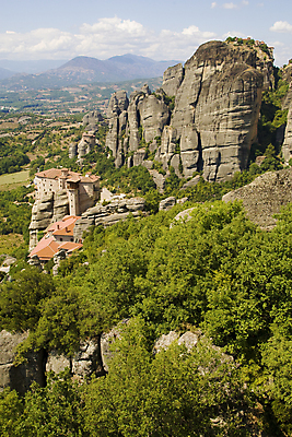 포토 JPG 해외이미지 전통 기독교 종교 여행 자연 하늘 휴가 산 파노라마 풍경 사람없음 야외 관광지 교회 침묵 기도 기둥 영혼 역사 고독 승려 그리스 과거 사암 천국 멀리 수녀원 옛날 웅장함 혼자 메테오라 해외202004 해외포토 건축 감정 유럽 컨셉 종교건축 촬영기법 건물 소리 세계문화유산 돌_바위 성직자 생태계 파일형식 이미지허브