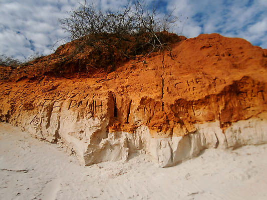 포토 JPG 해외이미지 구름 공원 선 모래 파도 여행 백그라운드 곡선 오렌지 텍스트 자연 하늘 건조 따뜻함 그림자 사람 풍경 사람없음 야외 여름 파란색 모래사장 태양 노란색 여행객 맑음 사막 바위 흰색 뜨거움 큼 모래언덕 언덕 질감 베트남 지역 사하라 전국 해외202004 해외포토 자연요소 계절 공공시설 바다 컬러 과일 아프리카 날씨 동남아시아 돌_바위 크기 생태계 파일형식 이미지허브
