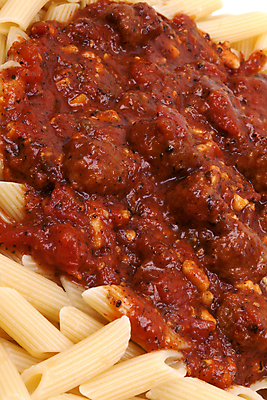 포토 JPG 해외이미지 접시 음식 잎 토마토 파스타 스파게티 육류 요리 사람없음 가로 빨간색 식사 저녁식사 이탈리아 소고기 신선 사발 닫기 미트볼 지중해 허브 머리위 바질 펜네 해외202004 해외포토 식물 식기 유럽 바다 컬러 채소 식재료 모션 서양음식 사기그릇 파일형식 이미지허브