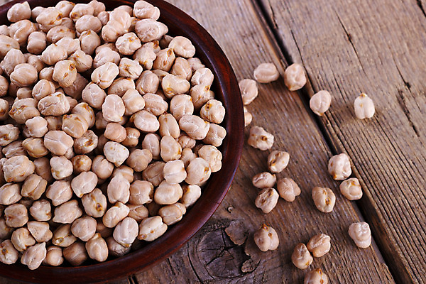 포토 JPG 해외이미지 식물 음식 백그라운드 농업 다이어트 재료 자연 콩 건조 건강 병아리 요리 씨앗 동양인 사람없음 목재 쌓기 수확 시골 사발 닫기 인도인 준비 유기농 완두콩 날것 흙더미 내추럴 단백질 병아리콩 생식 옛날 채식주의자 많음 비건 해외202004 해외포토 외국인 나무 웰빙 산업 컨셉 모션 조류 곡류 인종 흙 사기그릇 생태계 채식 영양소 파일형식 더미 이미지허브