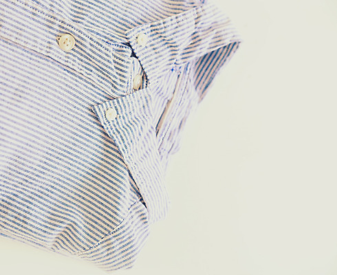 포토 JPG 해외이미지 템플릿 디자인 드레스 옷 남자 선 백그라운드 셔츠 탁자 버튼 새로움 따뜻함 사람없음 파란색 빛 유행 상점 줄무늬 흰색 직물 면 정상 소매 바닐라 접기 정중 필터 스타일 효과 해외202004 해외포토 컬러 가구 컨셉 상의 무늬 모션 사람 파일형식 이미지허브