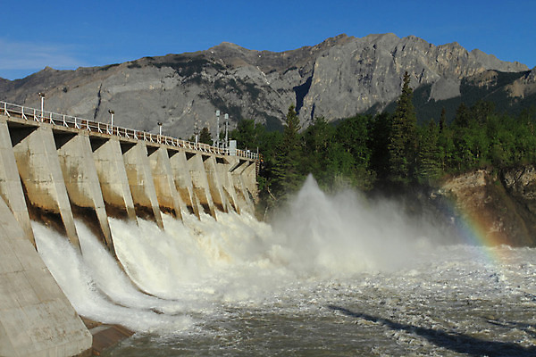 포토 JPG 해외이미지 캐나다 사람없음 물 강 햇빛 힘 재활용 흐름 발전기 에너지 안개 저수지 댐 분무기 유지 수력발전 앨버타 해외202004 해외포토 자연요소 공공시설 컨셉 북아메리카 날씨 태양 발전소 발전 친환경 수력에너지 파일형식 이미지허브