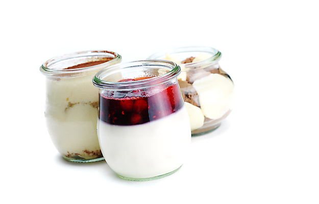 포토 JPG 해외이미지 실내 종류 사람없음 다양 세개 흰배경 푸딩 과일푸딩 해외202004 해외포토 다수 백그라운드 디저트 3 내부 흰색 파일형식 이미지허브